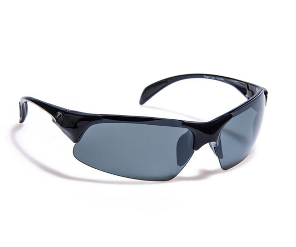 CLEANCUT – Black Sunglasses