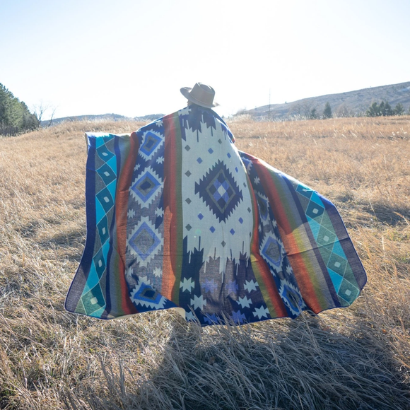 Andean Alpaca Wool Blanket - Ocean Breeze - Light Blue/Dark