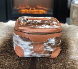 Cowhide Cosmetic Bath / Toiletries Bag