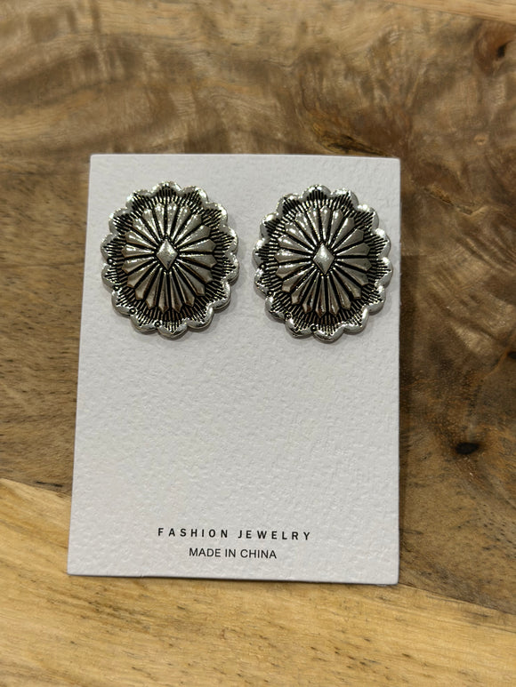 Large Conch Stud Earrings ER333