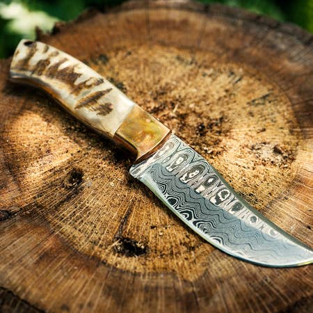 Rams Horn Fixed Blade Hunting Knife